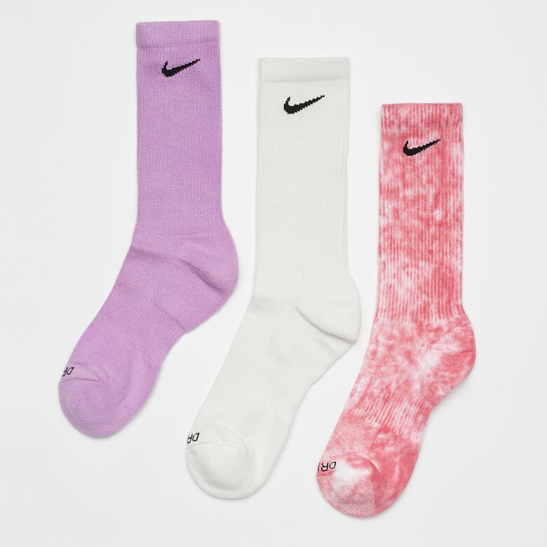Nike Everyday Plus Lot de 3 paires de chaussettes légères invisibles pour  femme Taille M (39-42) Rose et gris vif, Multicolore., Moyen : :  Mode